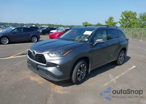 2021 Toyota Highlander Xle from USA, damaged, VIN 5TDGZRBH4MS558710